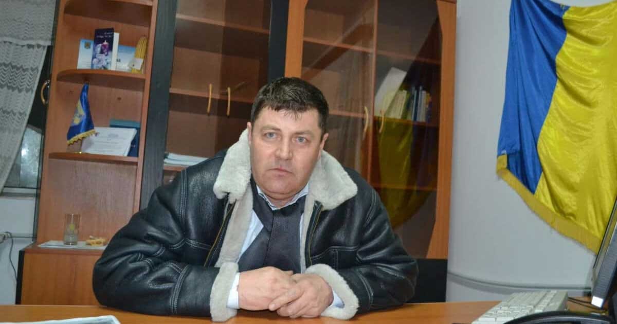 Sediu de primărie din mediul rural din județul Botoșani, context despre încetarea mandatului primarului din Drăgușeni, august 2026