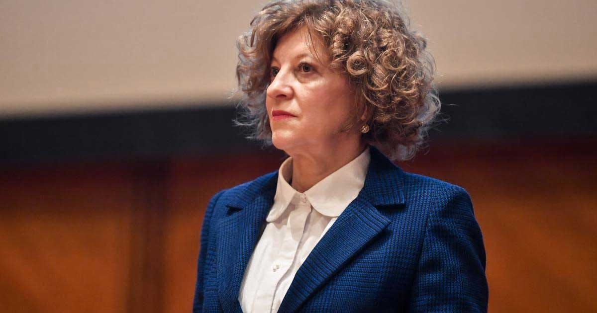 Vicepremierul Oana Gheorghiu în timpul unei declarații publice despre funcțiile deținute de PSD, august 2026