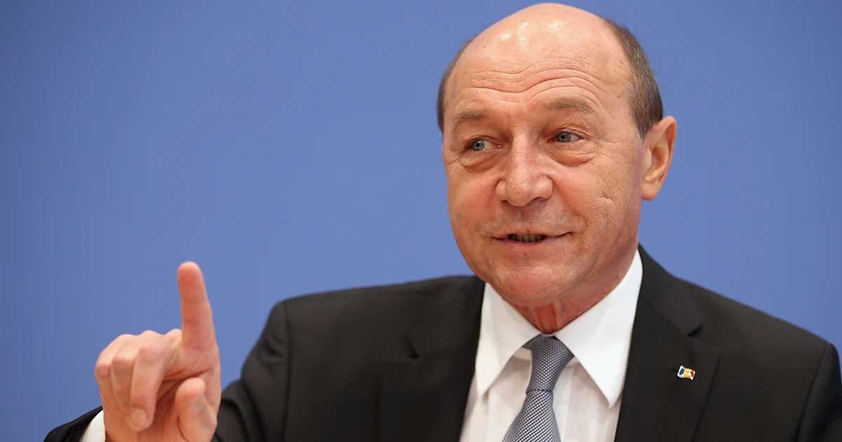 traian basescu nicusor dan criza guvernamentala 2026 764555 Traian Băsescu în timpul unei declarații publice despre criza guvernamentală din România, august 2026