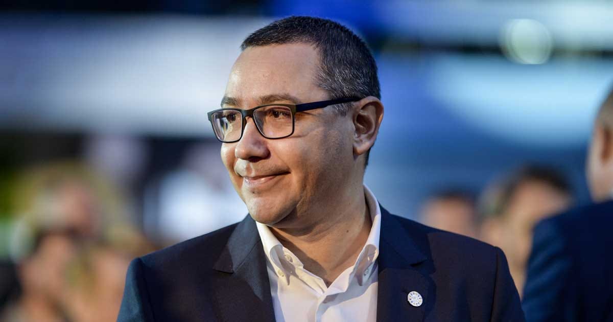Victor Ponta, fost premier al României, la o declarație publică despre situația social-politică, august 2026