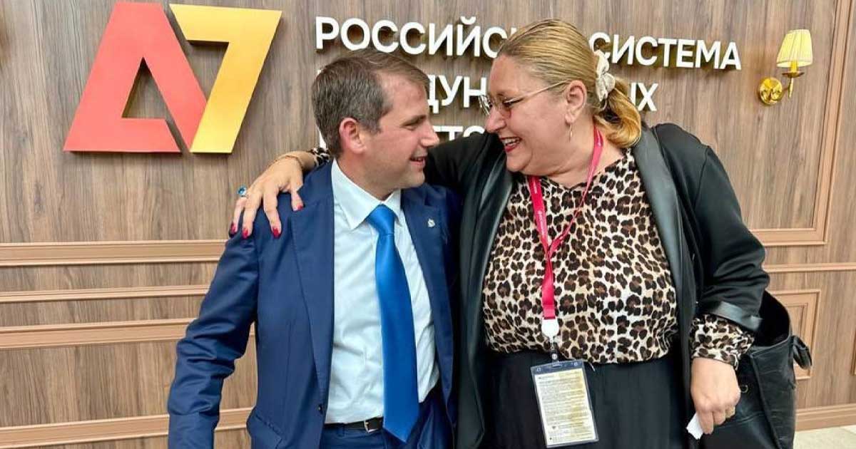 Europarlamentara Diana Șoșoacă în timpul unui interviu acordat televiziunii ruse Russia Today, septembrie 2026