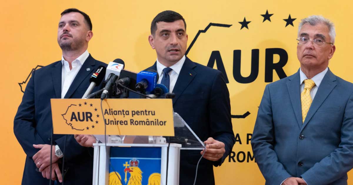 George Simion, liderul AUR, face declarații la Parlament despre negocierile pentru o nouă majoritate după votul de învestitură, septembrie 2026