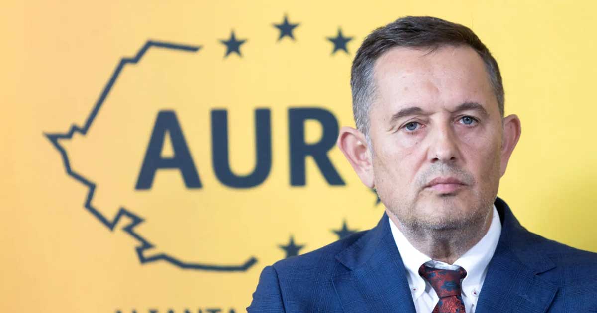 Gheorghe Piperea, europarlamentar AUR, în timpul unei declarații publice despre protestele din Piața Victoriei, septembrie 2026