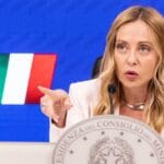 Giorgia Meloni anunță o lege care ar putea afecta elevii români din Italia