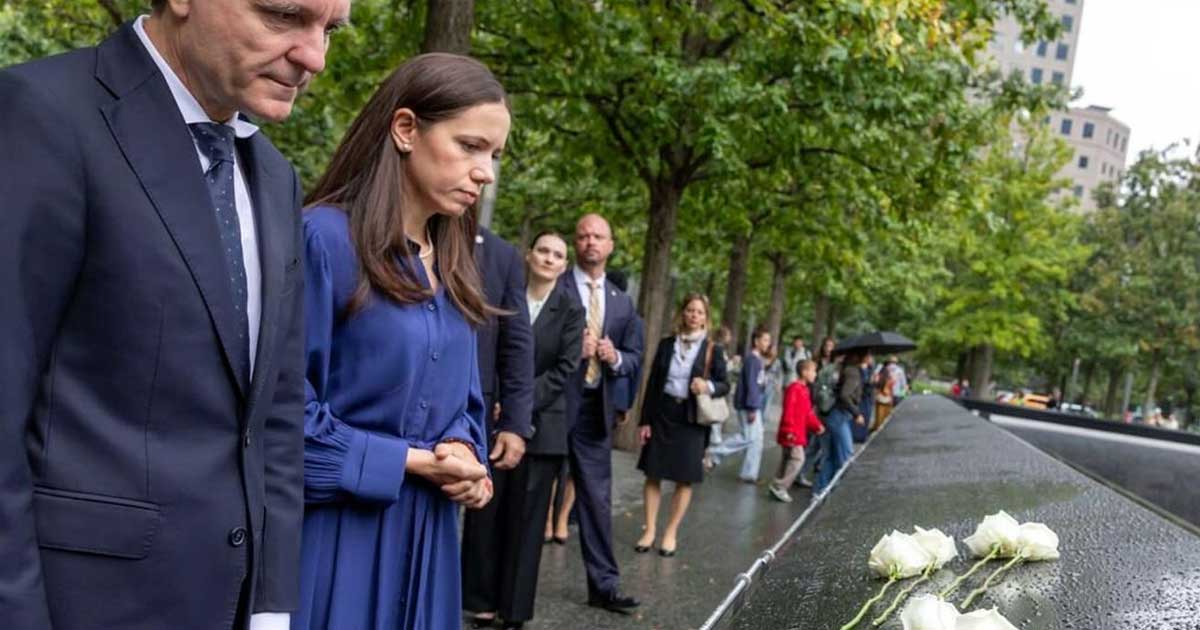 Nicușor Dan și Mirabela Grădinaru depun flori la Memorialul 9/11 din New York, septembrie 2026