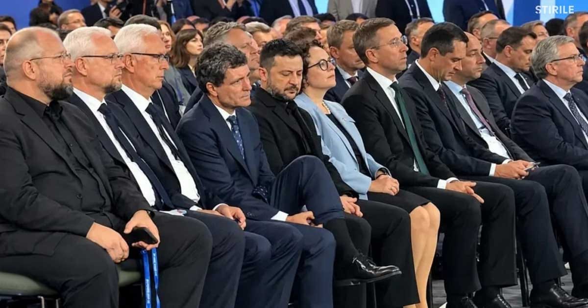 Nicușor Dan și Volodimir Zelenski la Summitul Carpatic din Ivano-Frankivsk, Ucraina, septembrie 2026