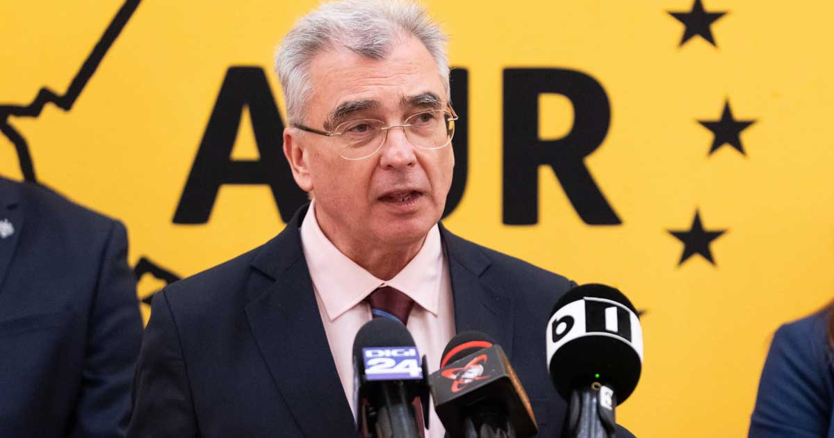 Petrișor Peiu, liderul senatorilor AUR, prezintă la Parlament motivele pentru care AUR nu votează Guvernul Mureșan, septembrie 2026