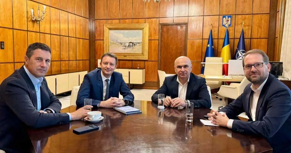Siegfried Mureșan alături de lideri PNL la o conferință de presă despre programul de guvernare, București, septembrie 2026