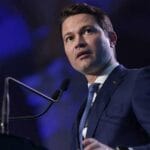 PNL pune pe masă trei scenarii pentru ieșirea din criza politică. Sighiartău: Alexandru Nazare „poate fi” premier