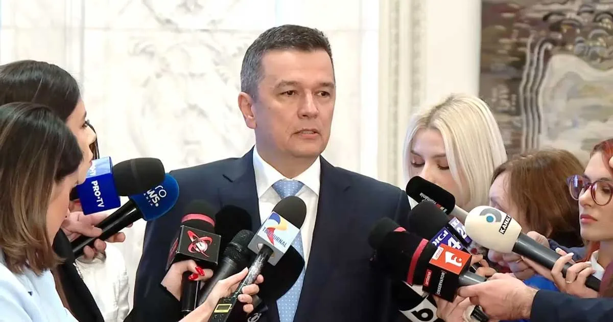 Sorin Grindeanu în timpul unei declarații de presă despre votul PSD pentru Guvernul Mureșan, septembrie 2026