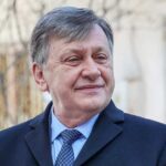Crin Antonescu critică desemnarea lui Luca Niculescu ca premier