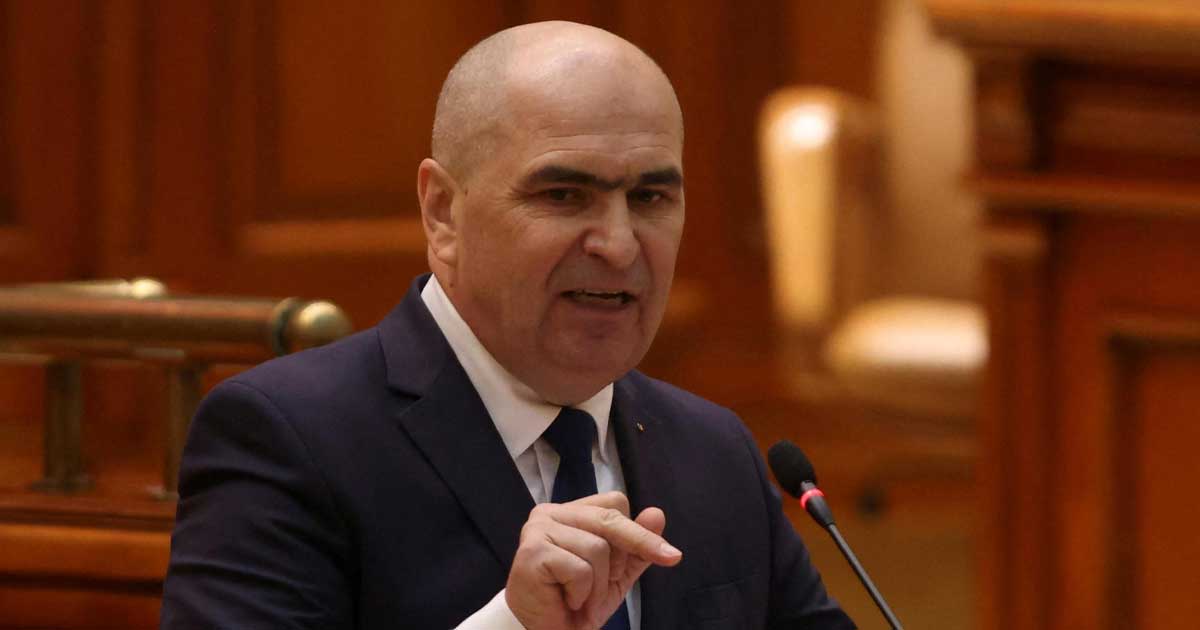 Ilie Bolojan, premier interimar și președinte PNL, în timpul unei declarații pentru presă, pe fondul negocierilor pentru guvernul Niculescu
