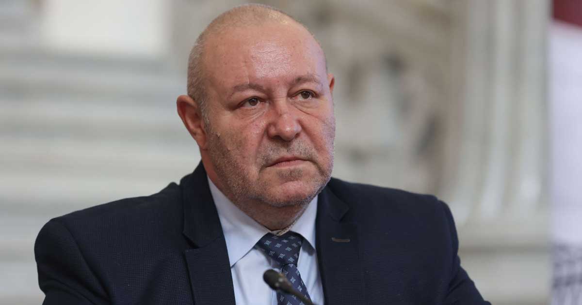 Senatorul PNL Daniel Fenechiu în Parlament, în contextul retragerii semnăturii de pe proiectul privind dezincriminarea drogurilor