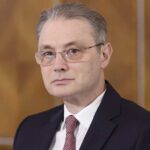 Guvernul Luca Niculescu: primii miniștri și pactul pe șase luni