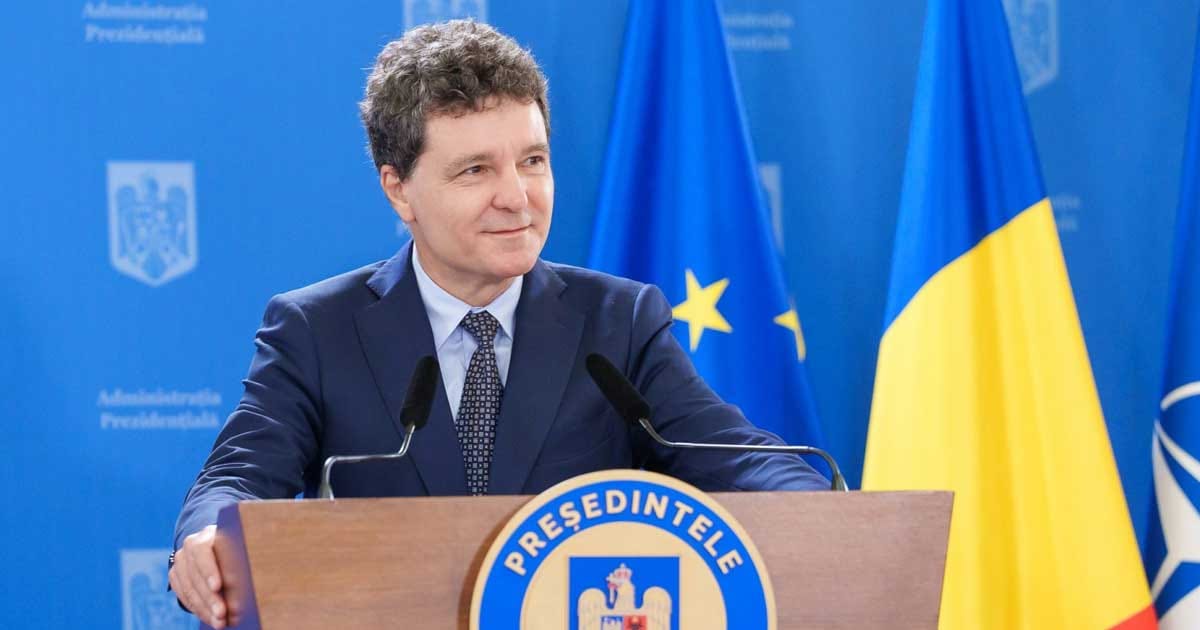 Nicușor Dan la Palatul Cotroceni, înaintea consultărilor informale cu liderii fostei coaliții, înainte de nominalizarea de premier, octombrie 2026