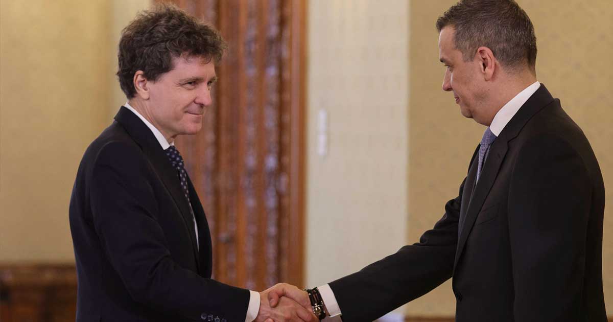 Președintele Nicușor Dan și liderul PSD Sorin Grindeanu la consultările de la Palatul Cotroceni pentru formarea Guvernului