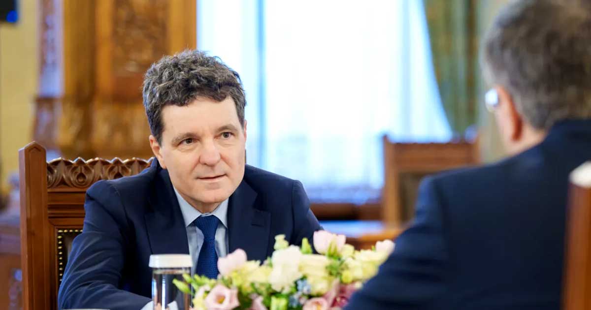 Nicușor Dan la Palatul Cotroceni, în consultări cu partidele pentru desemnarea unui premier independent, București, octombrie 2026