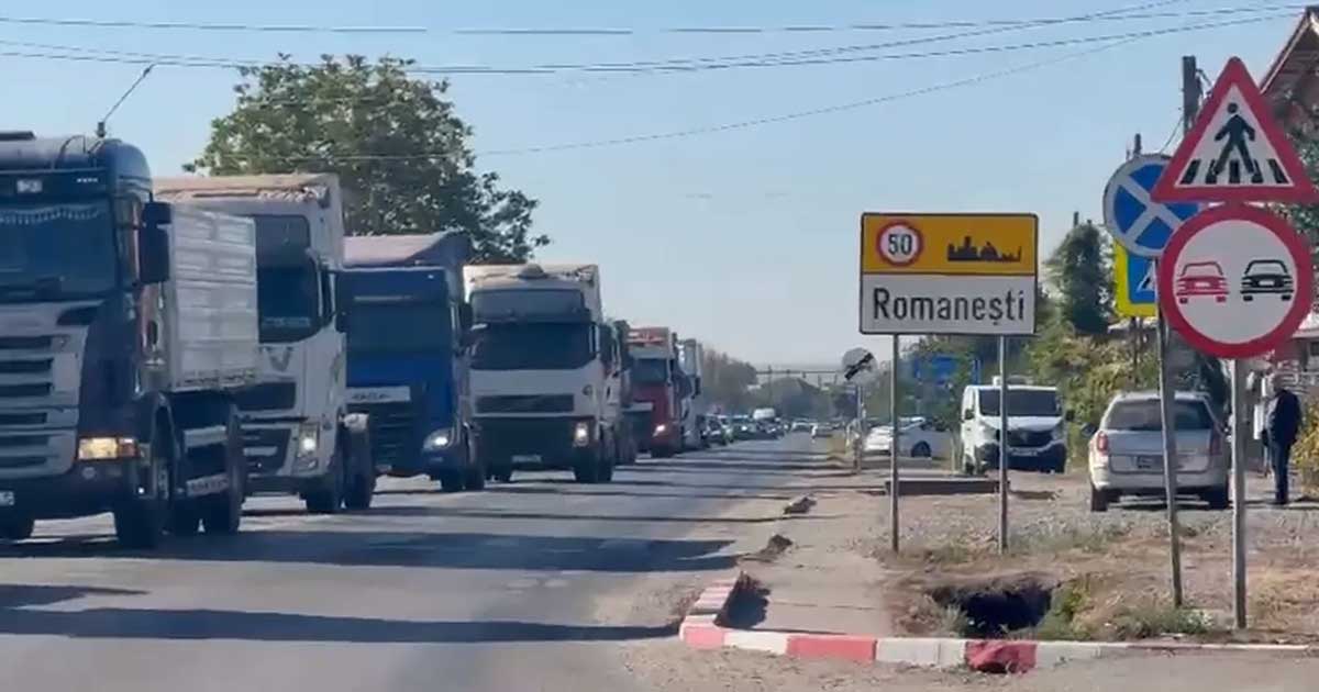 Protest TollRo la Târgu Jiu: zeci de camioane la 10 km/h