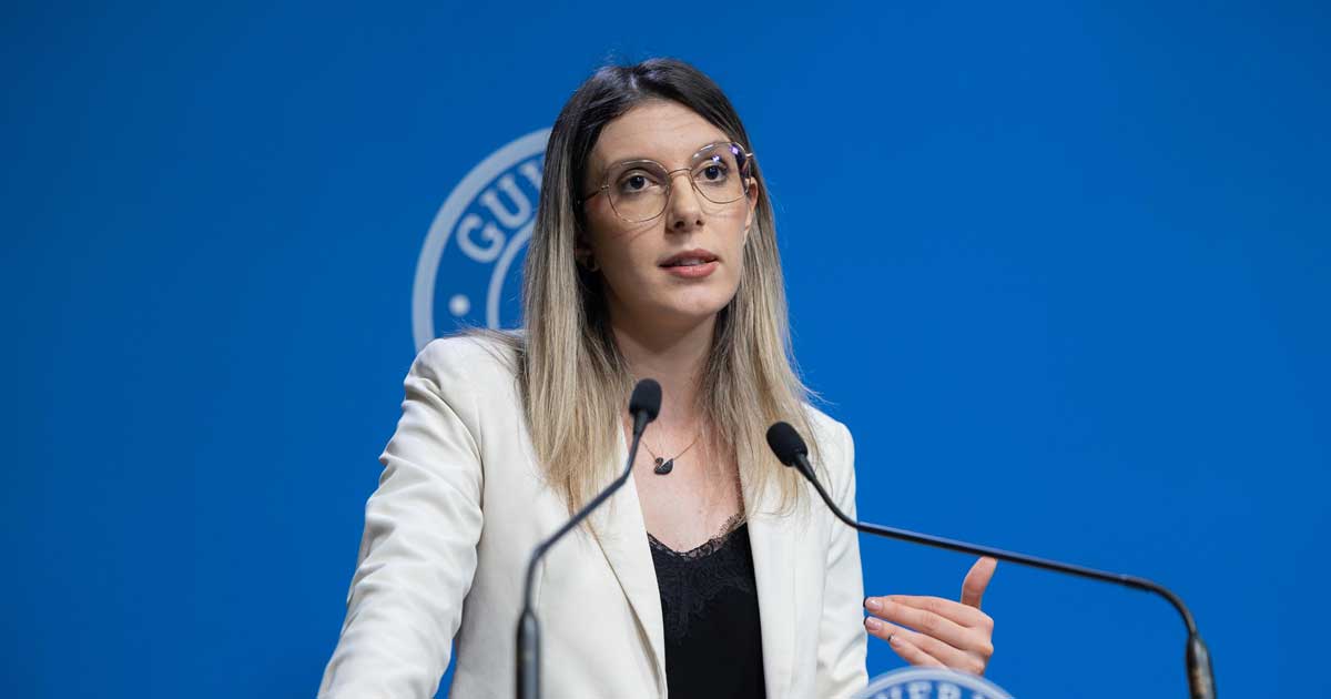 Diana Buzoianu, ministra Mediului, într-o conferință de presă despre controlul la ANM și avizul de mediu pentru autostrada Sibiu-Pitești