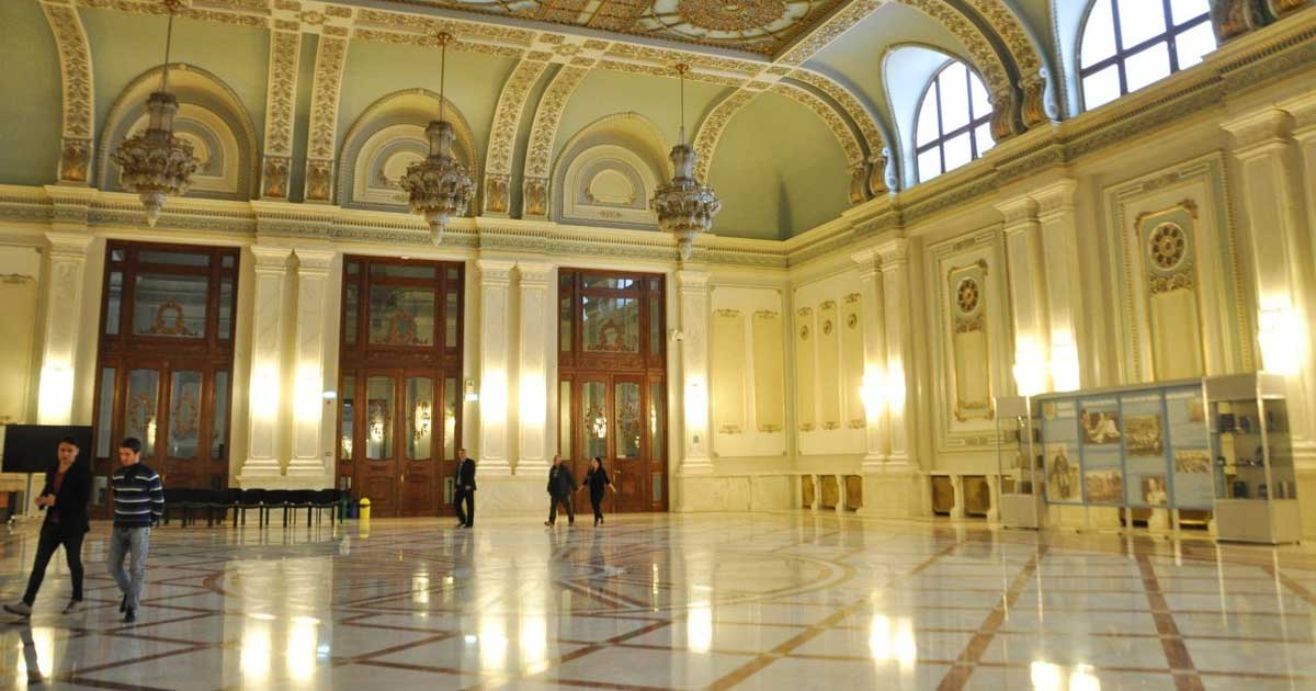 Sala de ședințe a Senatului României din București, unde a fost depus proiectul privind dezincriminarea drogurilor pentru consum propriu
