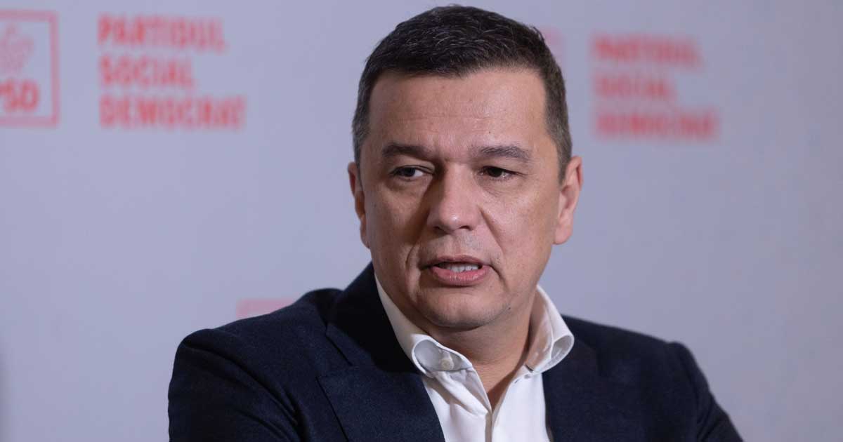 Liderul PSD Sorin Grindeanu face declarații presei despre un guvern de criză sprijinit de PSD, PNL și UDMR