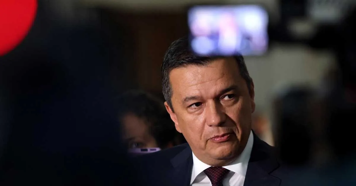 Sorin Grindeanu, președintele PSD, face declarații despre pensii înghețate și indexare, în Parlament, octombrie 2026